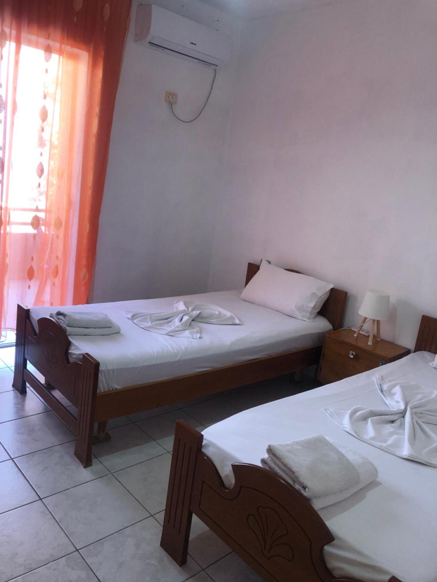 Sotiri Rooms Sarandë Buitenkant foto
