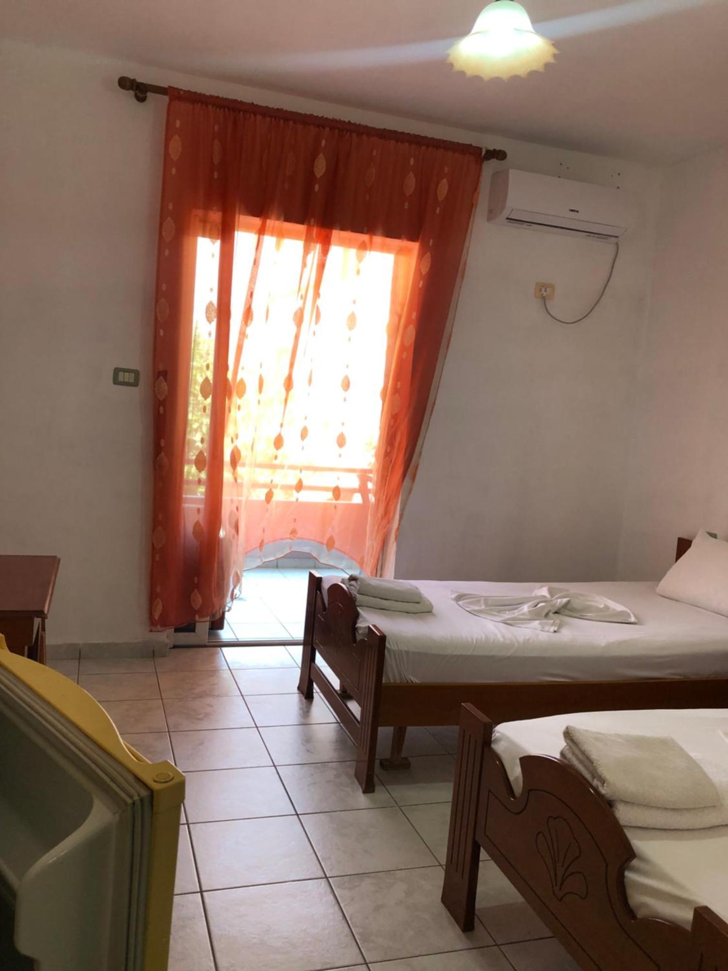 Sotiri Rooms Sarandë Buitenkant foto