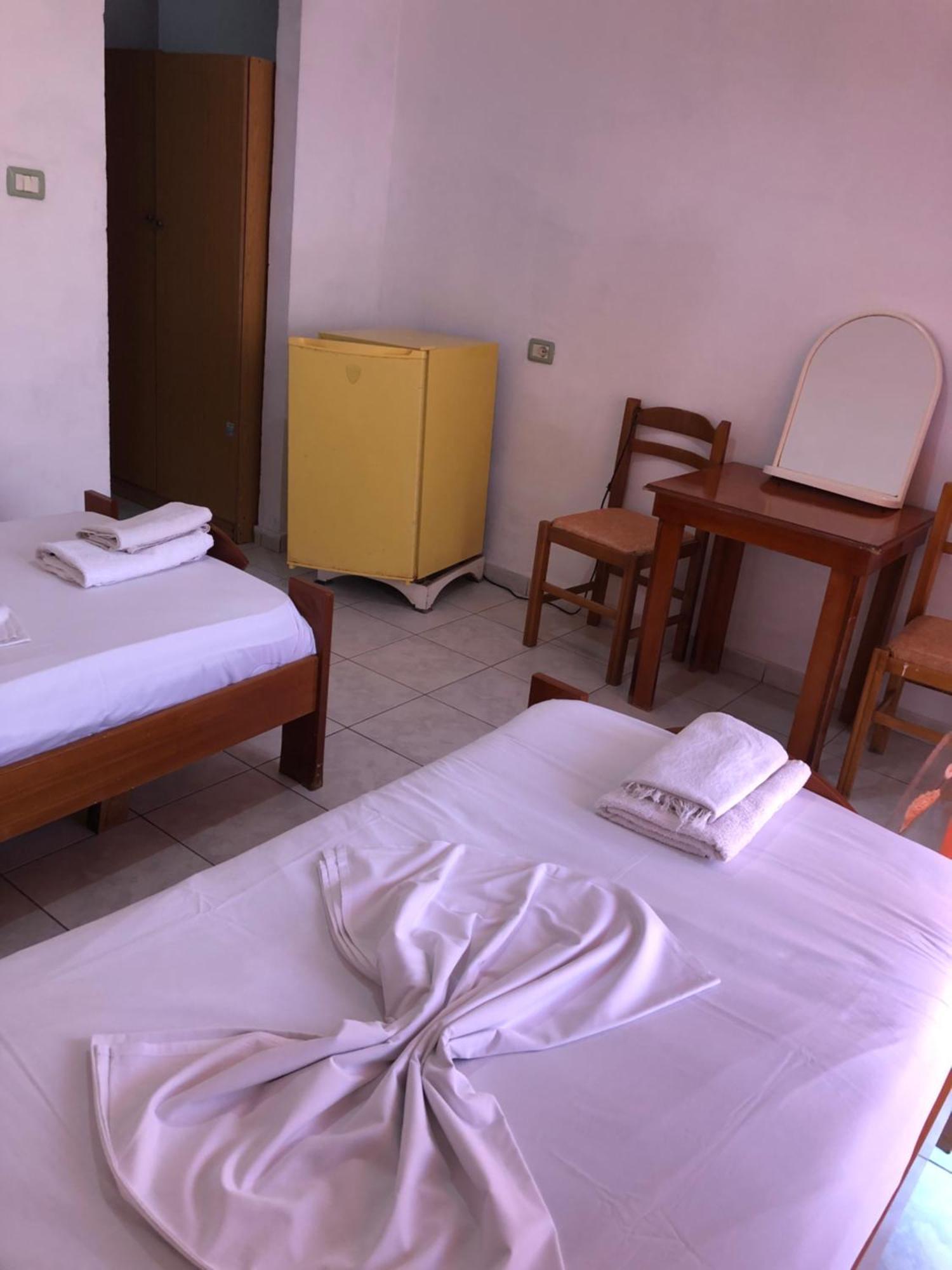 Sotiri Rooms Sarandë Buitenkant foto
